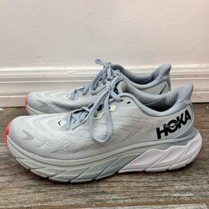 Hoka Arahi 6 Women’s 8.5 B